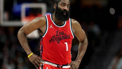 威廉希尔官网-快船惨败公牛，哈登25中9尽显疲态，卢指导为进附加赛往死里用他